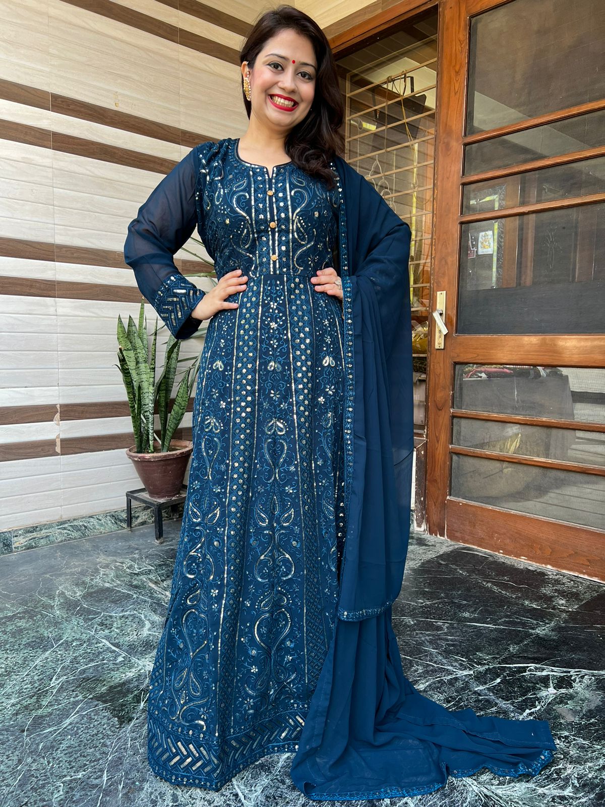 Lakhnavi gown hot sale