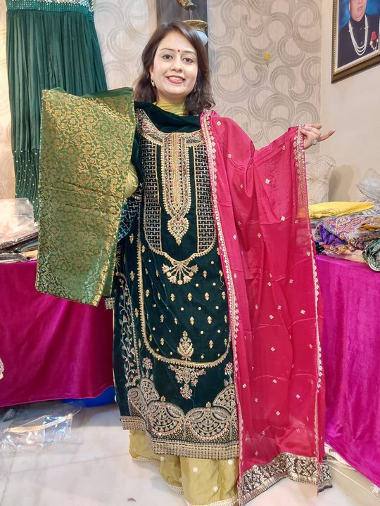 velvet-pakistani-brocade-green