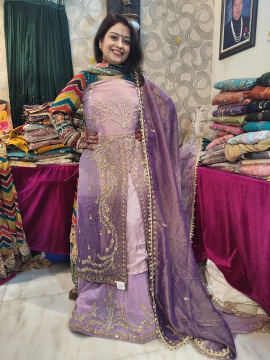 Sindhi Dress - Complete hand work dress Delivery Time... | Facebook