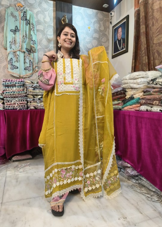 organza-pakistani-1390-3