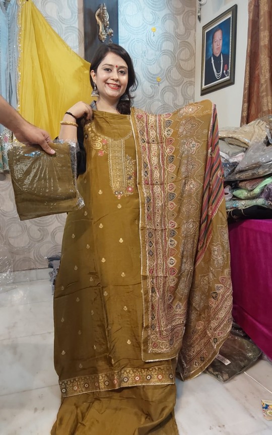 banarsi-silk-2400-12