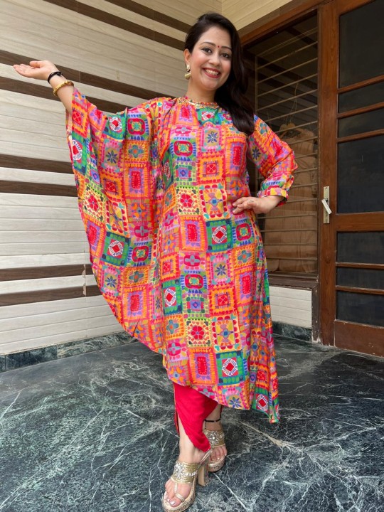 payal-singal-kaftan-13