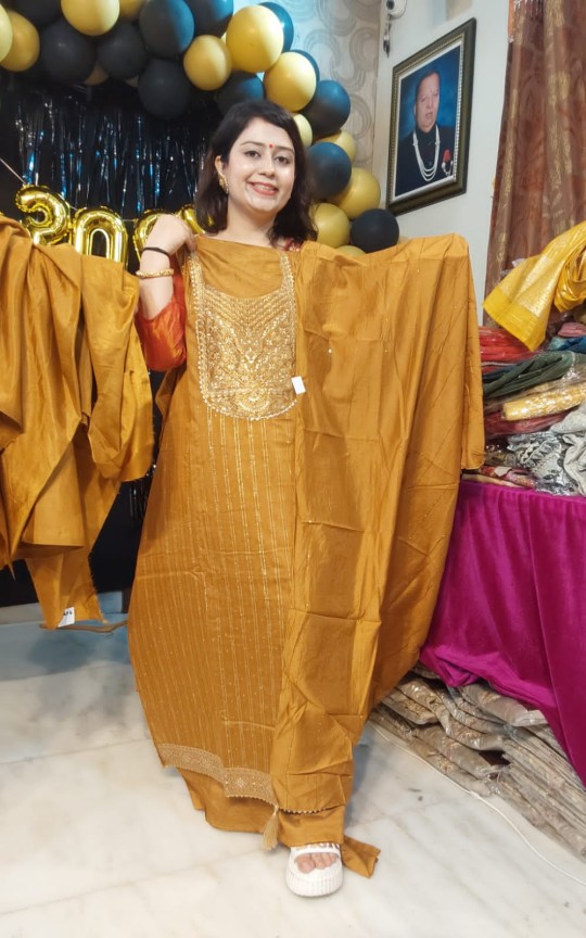 yellow-muslin-banarsi-4