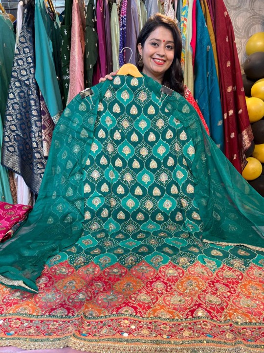 banarsi-silk-1600-green-2