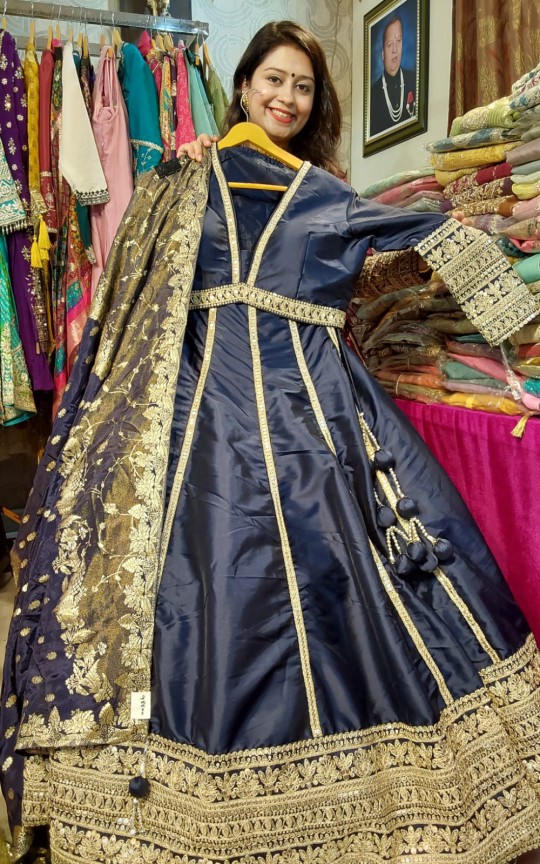 lehnga-silk-2